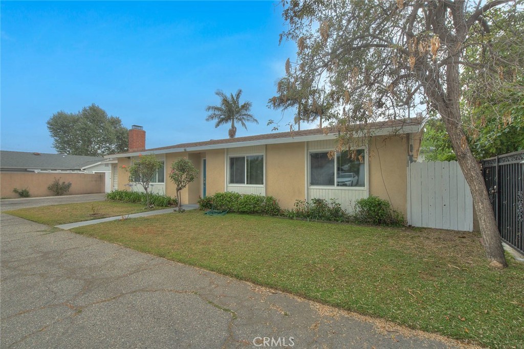 5321 Golden West