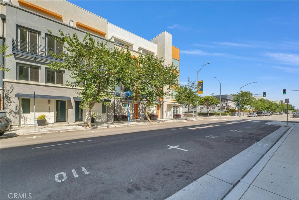 Downtown (DT) - Residential Lease