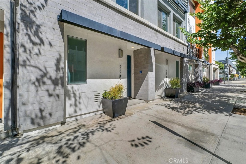 Downtown (DT) - Residential Lease