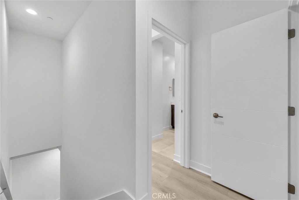 Downtown (DT) - Residential Lease