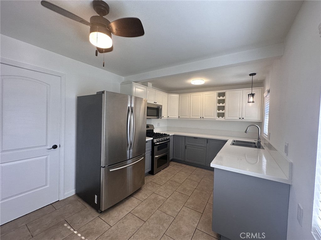 3667 W 110th