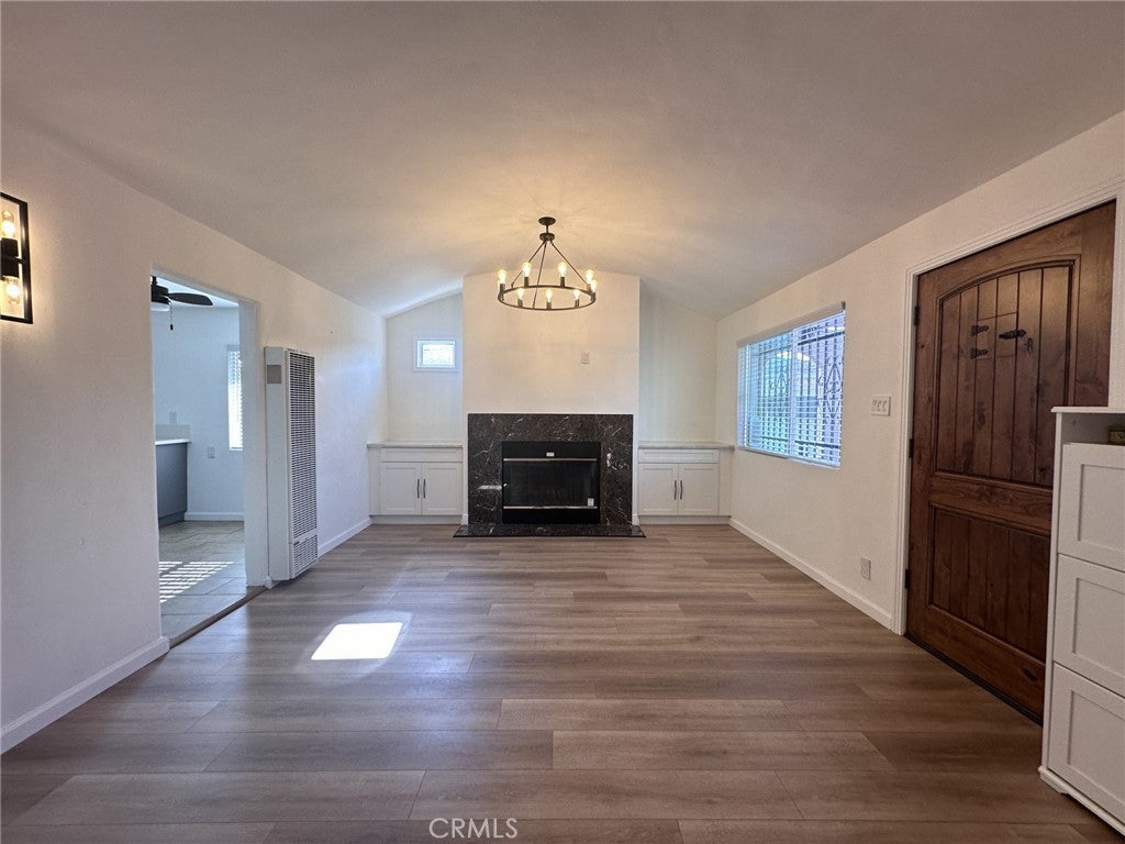 3667 W 110th
