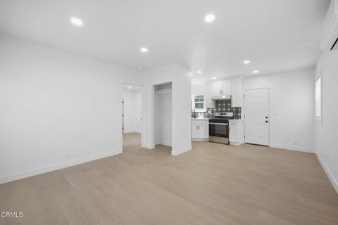 Tiny photo for 108 Barry Drive, Ventura, CA 93001 (MLS # V1-38960)
