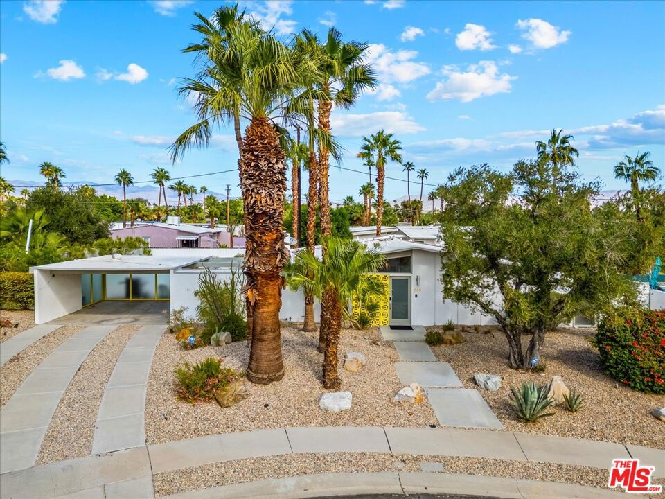 Racquet Club East - Residential