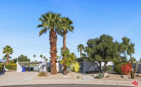 Photo of 888 E Janet Circle, Palm Springs, CA 92262 (MLS # 25609771) Photo of 888 E Janet Circle, Palm Springs, CA 92262 (MLS # 25609771)