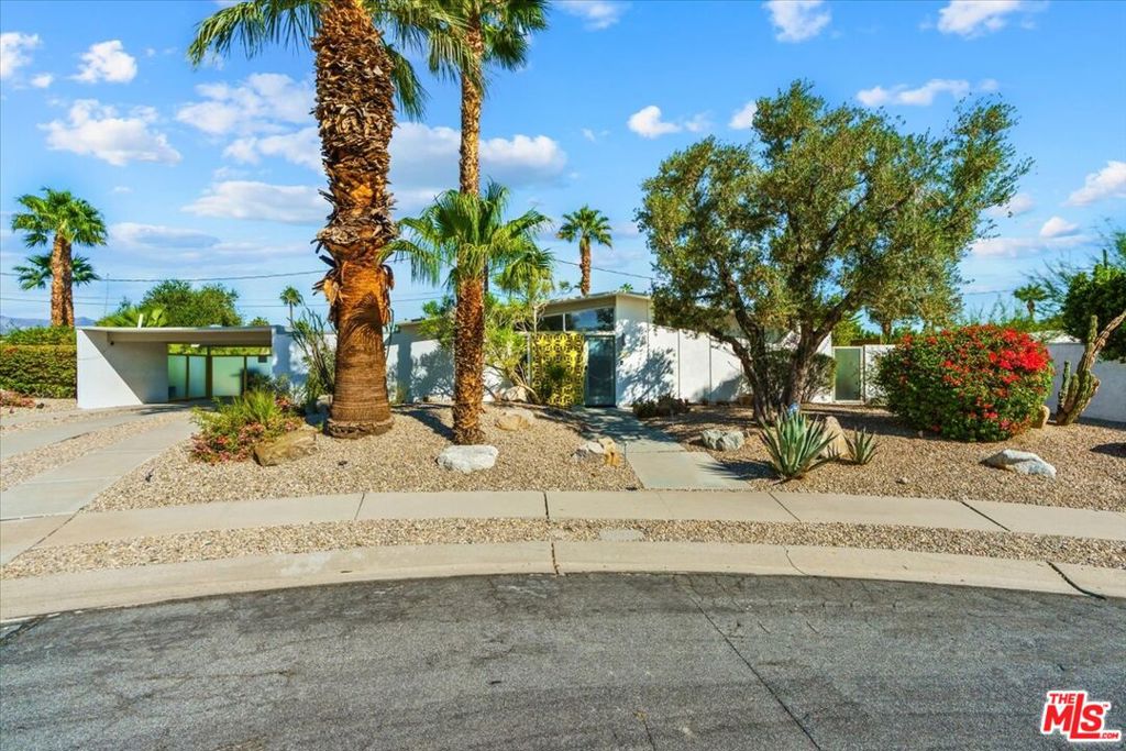Racquet Club East - Residential