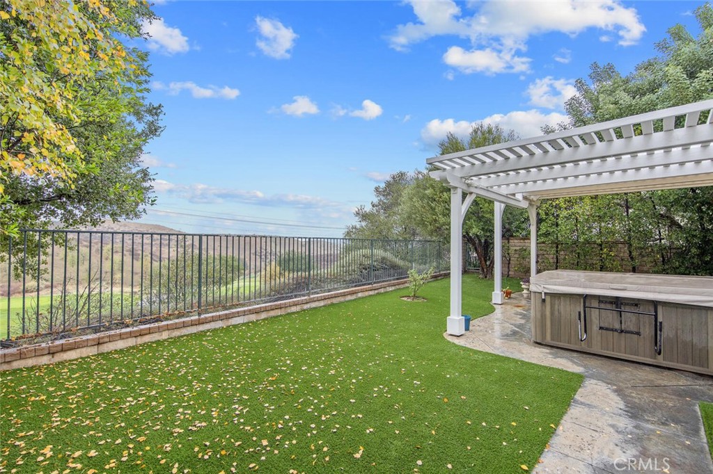 Montanya (MONTA) - Residential