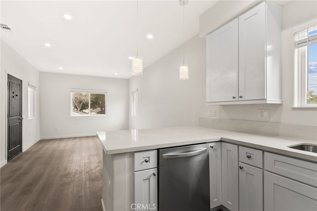 Lakewood City/Lakewood (LCK) - Residential Lease