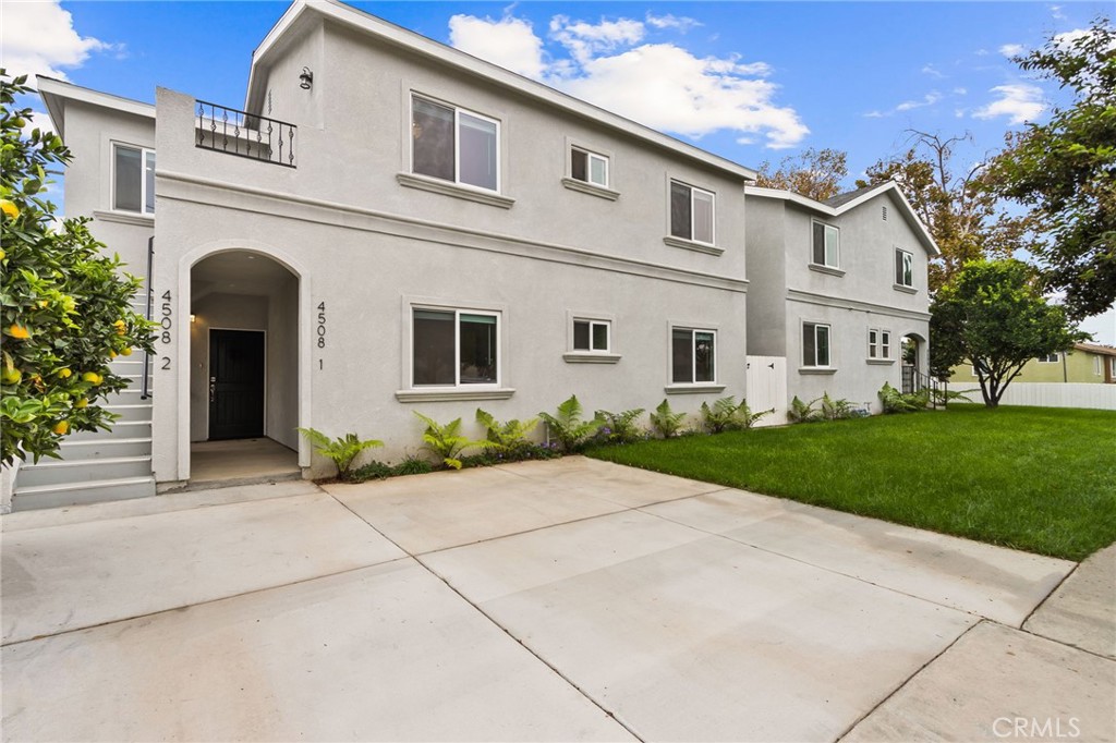 Lakewood City/Lakewood (LCK) - Residential Lease