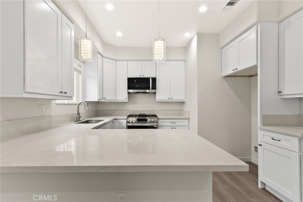 Lakewood City/Lakewood (LCK) - Residential Lease