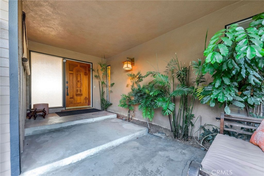 13675 Sycamore