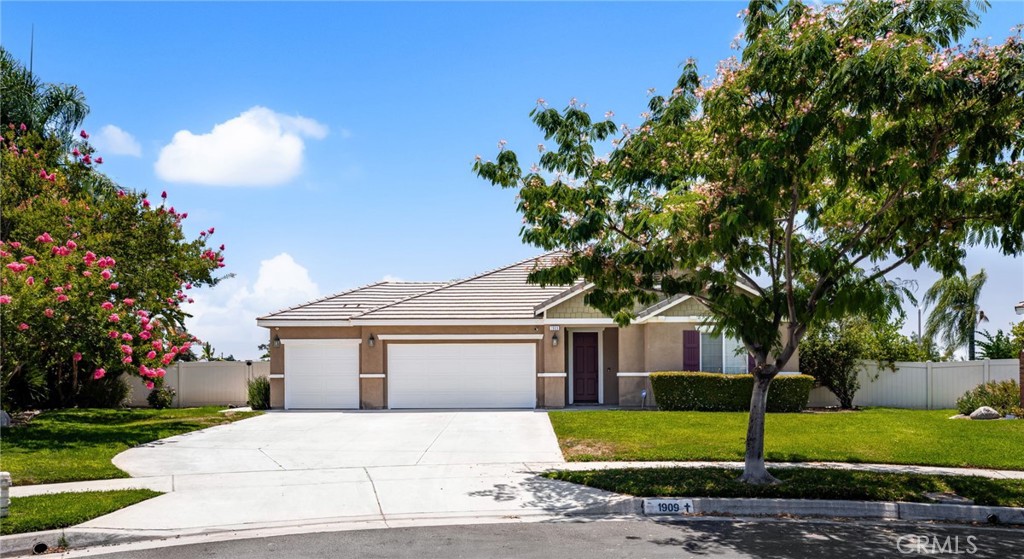 1909 Crystal Cove Court