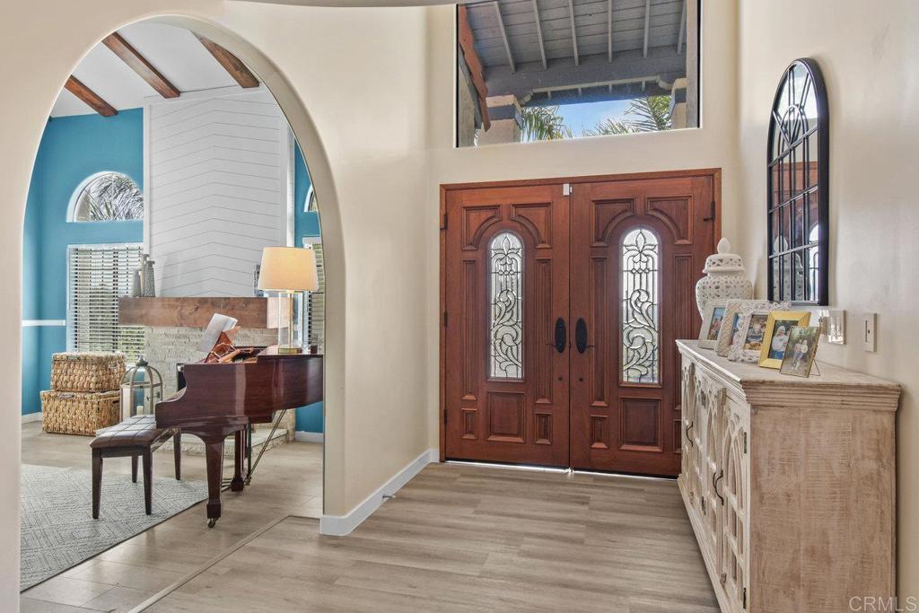 2044 Eula Lane
