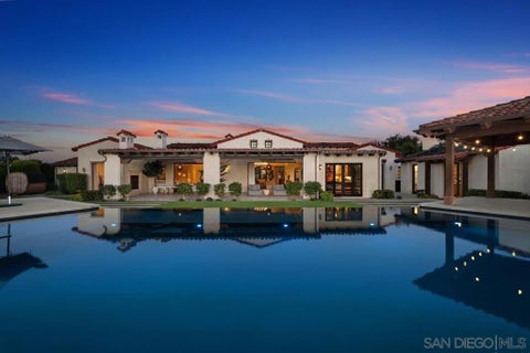 Photo of 8084 Entrada De Luz East, San Diego, CA 92127 (MLS # 260012744SD)