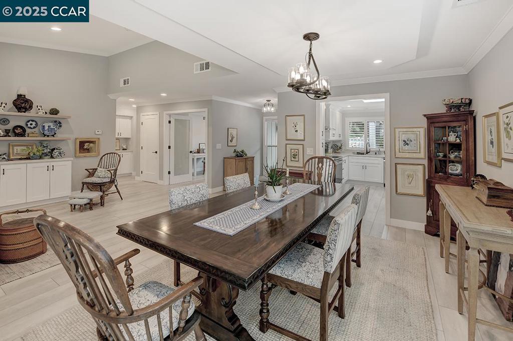 ROSSMOOR - Residential