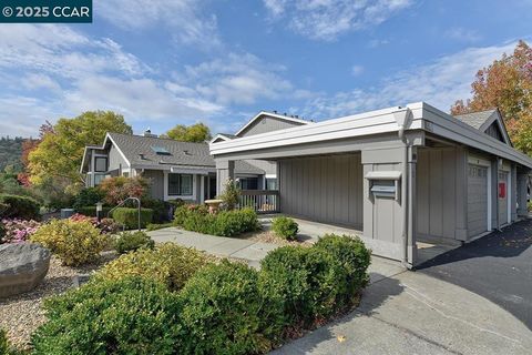 Photo of 925 Terra California Dr #1, Walnut Creek, CA 94595 (MLS # 41115838)