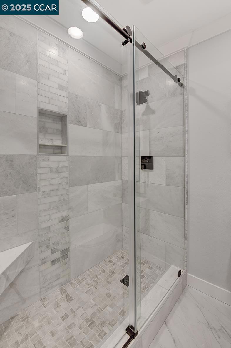 ROSSMOOR - Residential