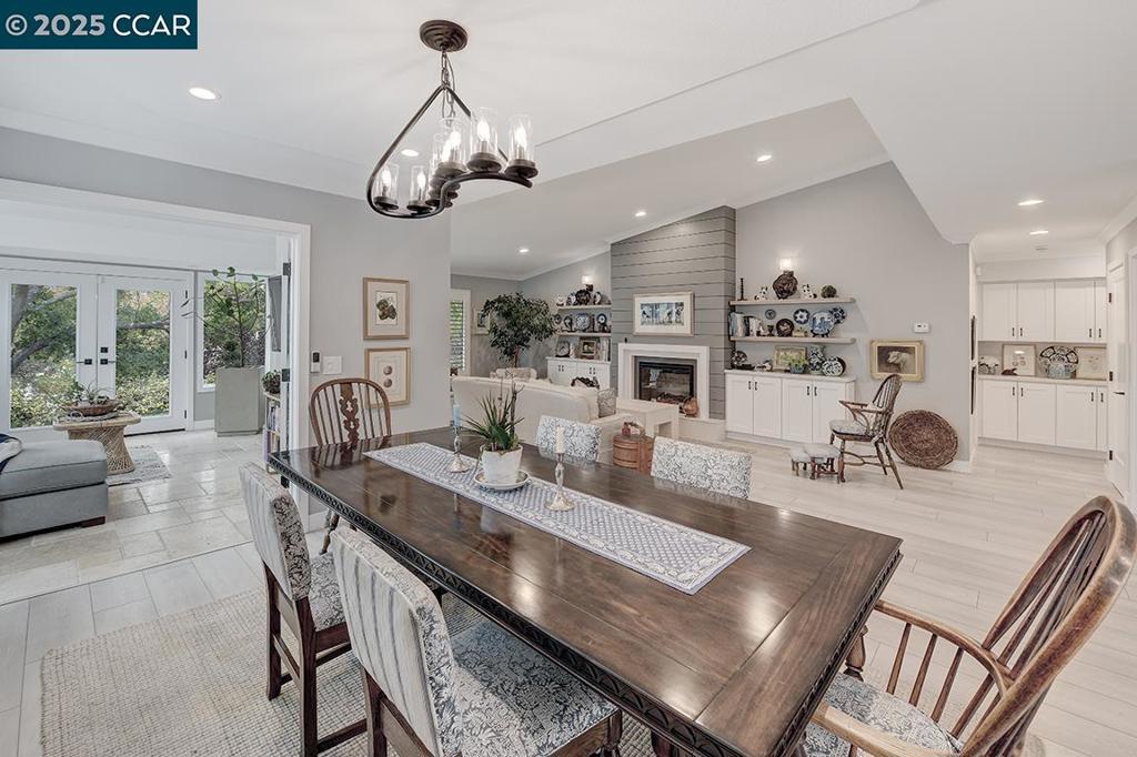 ROSSMOOR - Residential