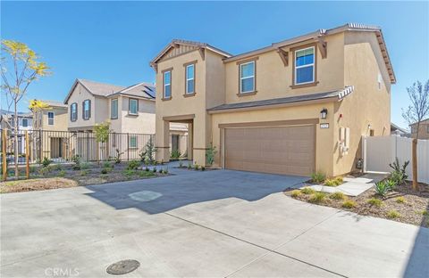 2525 Powell Drive Rialto CA 92377