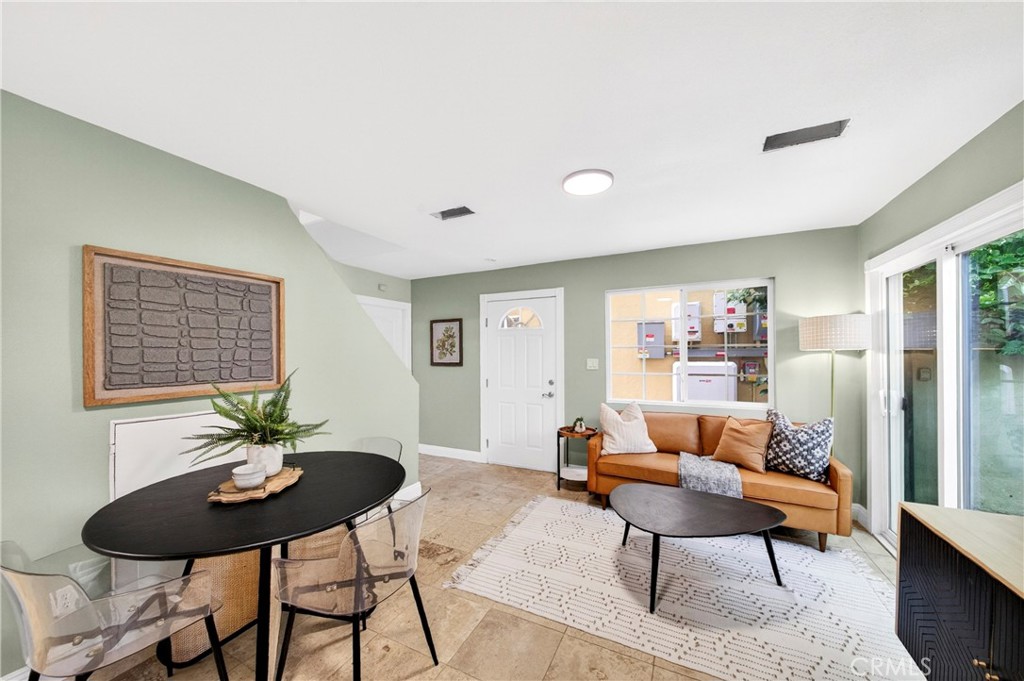 16617 Graystone