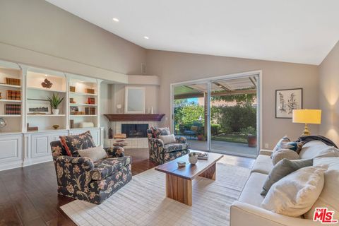 4303 Park Paloma Calabasas CA 91302