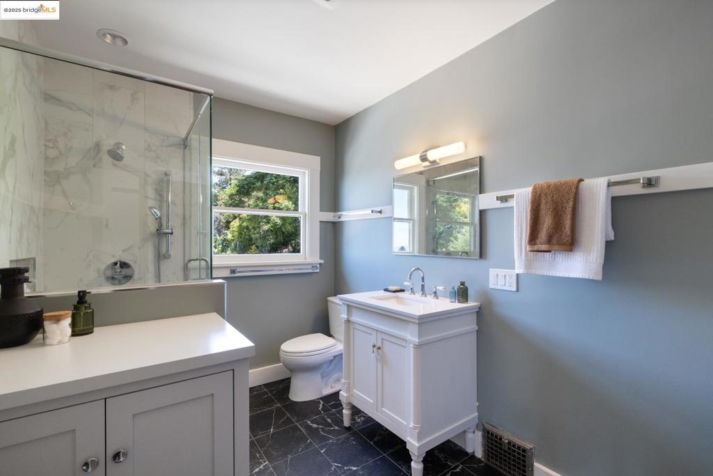 BERKELEY HILLS - Residential