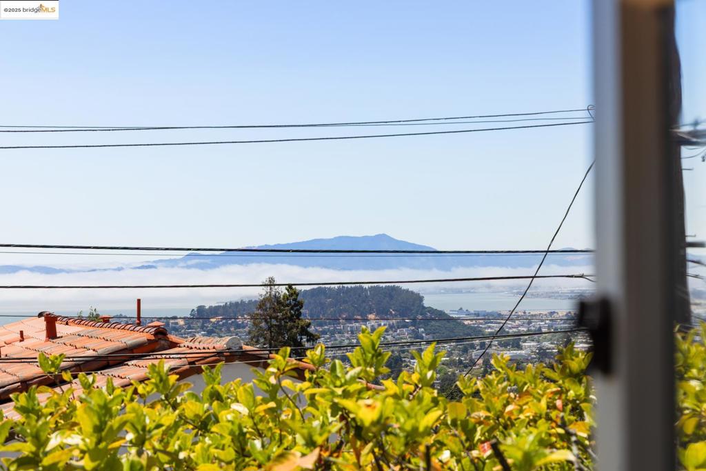 BERKELEY HILLS - Residential