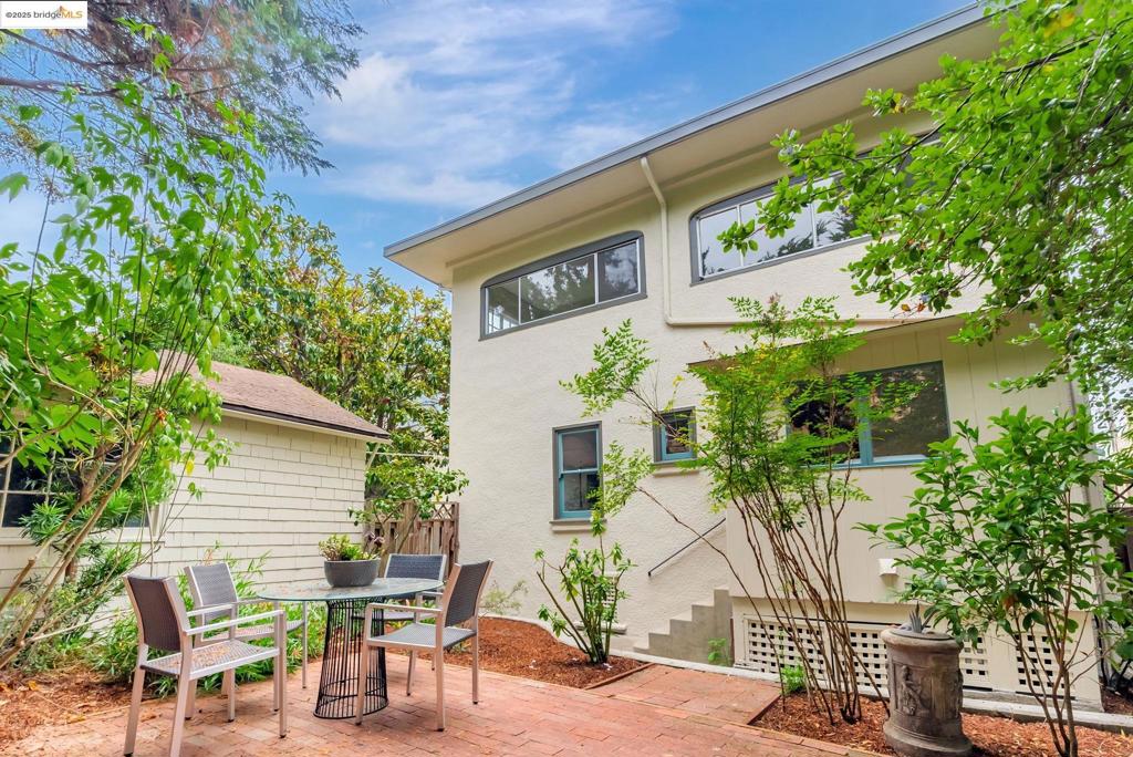 BERKELEY HILLS - Residential