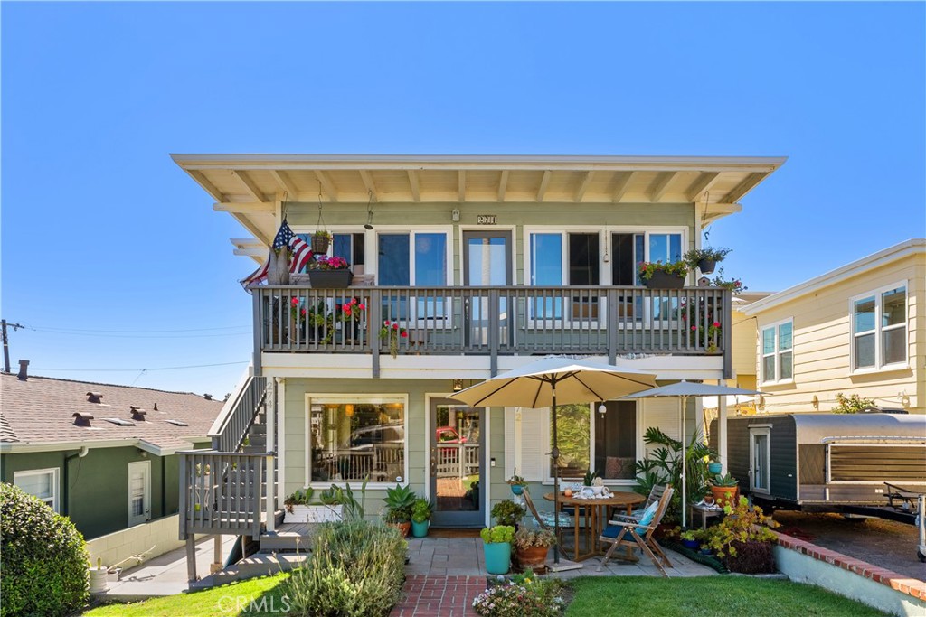 272 Beverly