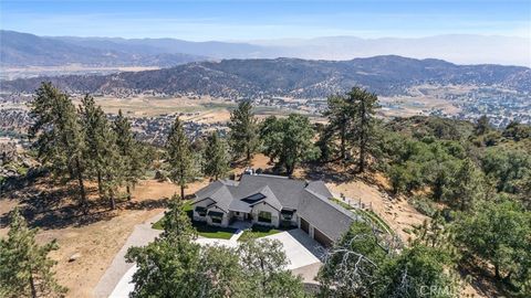 Photo of 27300 Stirrup Way, Tehachapi, CA 93561 (MLS # PI26035834)