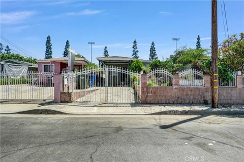 8310 Wilbarn St, Paramount, CA 90723 - MLS#: DW26167150