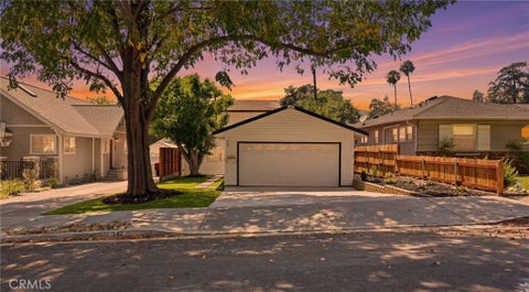 Photo of 347 Stedman Place Pl, Monrovia, CA 91016 (MLS # CV26138536)