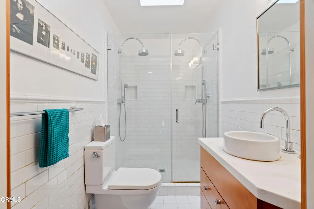 Sierra Madre, California 91024, United States, 3 Bedrooms Bedrooms, ,3 BathroomsBathrooms,Residential,Active,219790