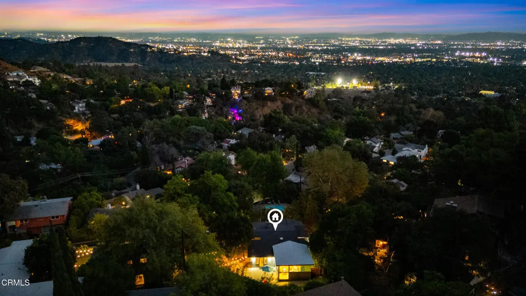 Sierra Madre, California 91024, United States, 3 Bedrooms Bedrooms, ,3 BathroomsBathrooms,Residential,Active,219790