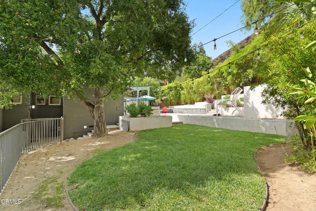 Sierra Madre, California 91024, United States, 3 Bedrooms Bedrooms, ,3 BathroomsBathrooms,Residential,Active,219790