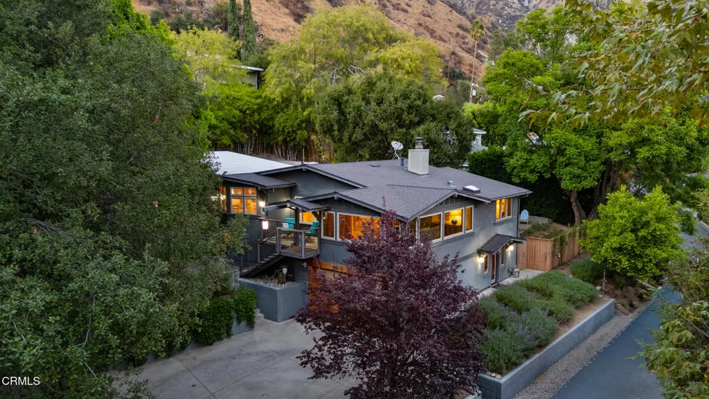 Sierra Madre, California 91024, United States, 3 Bedrooms Bedrooms, ,3 BathroomsBathrooms,Residential,Active,219790