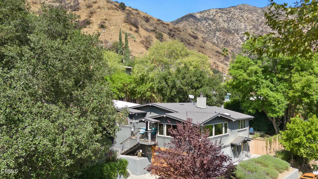 Sierra Madre, California 91024, United States, 3 Bedrooms Bedrooms, ,3 BathroomsBathrooms,Residential,Active,219790