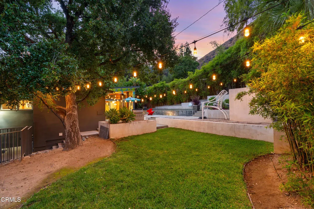 Sierra Madre, California 91024, United States, 3 Bedrooms Bedrooms, ,3 BathroomsBathrooms,Residential,Active,219790