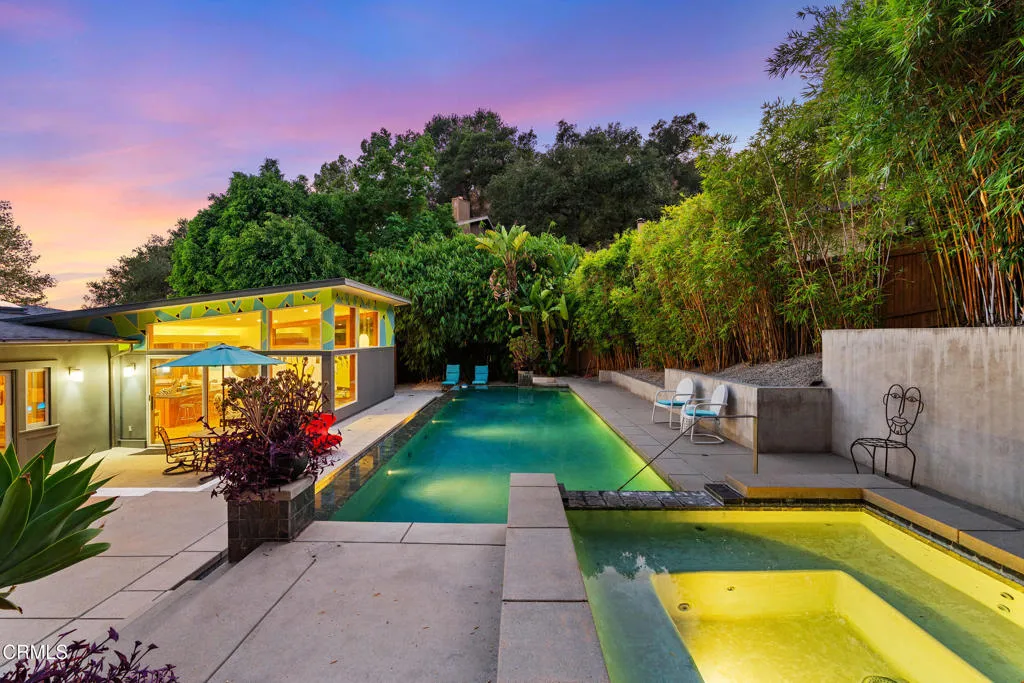 Sierra Madre, California 91024, United States, 3 Bedrooms Bedrooms, ,3 BathroomsBathrooms,Residential,Active,219790