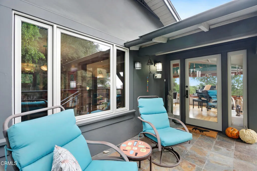 Sierra Madre, California 91024, United States, 3 Bedrooms Bedrooms, ,3 BathroomsBathrooms,Residential,Active,219790