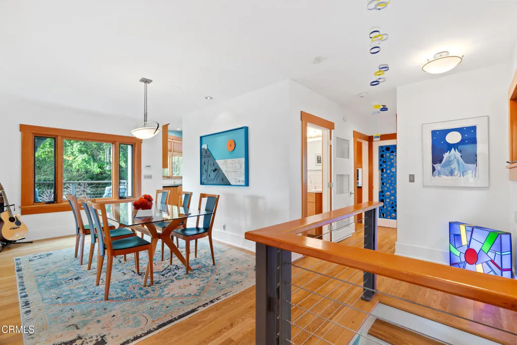 Sierra Madre, California 91024, United States, 3 Bedrooms Bedrooms, ,3 BathroomsBathrooms,Residential,Active,219790