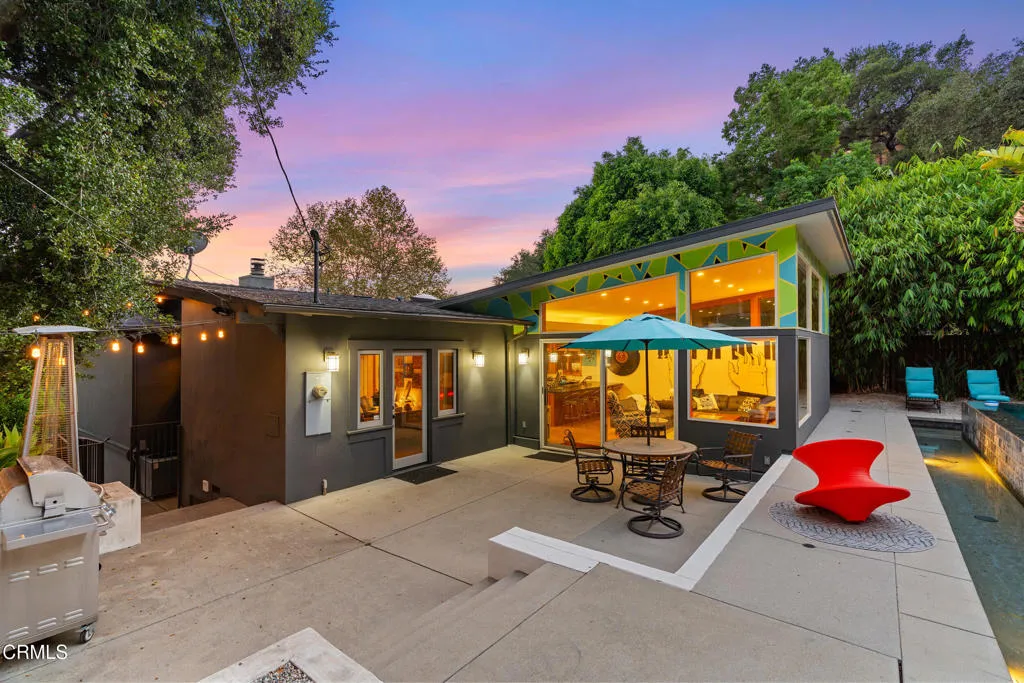 Sierra Madre, California 91024, United States, 3 Bedrooms Bedrooms, ,3 BathroomsBathrooms,Residential,Active,219790