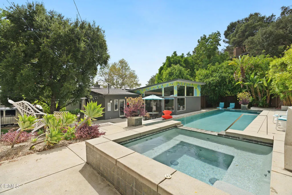 Sierra Madre, California 91024, United States, 3 Bedrooms Bedrooms, ,3 BathroomsBathrooms,Residential,Active,219790