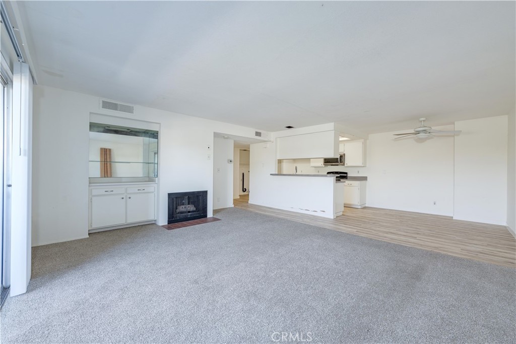 12635 Main Street 201