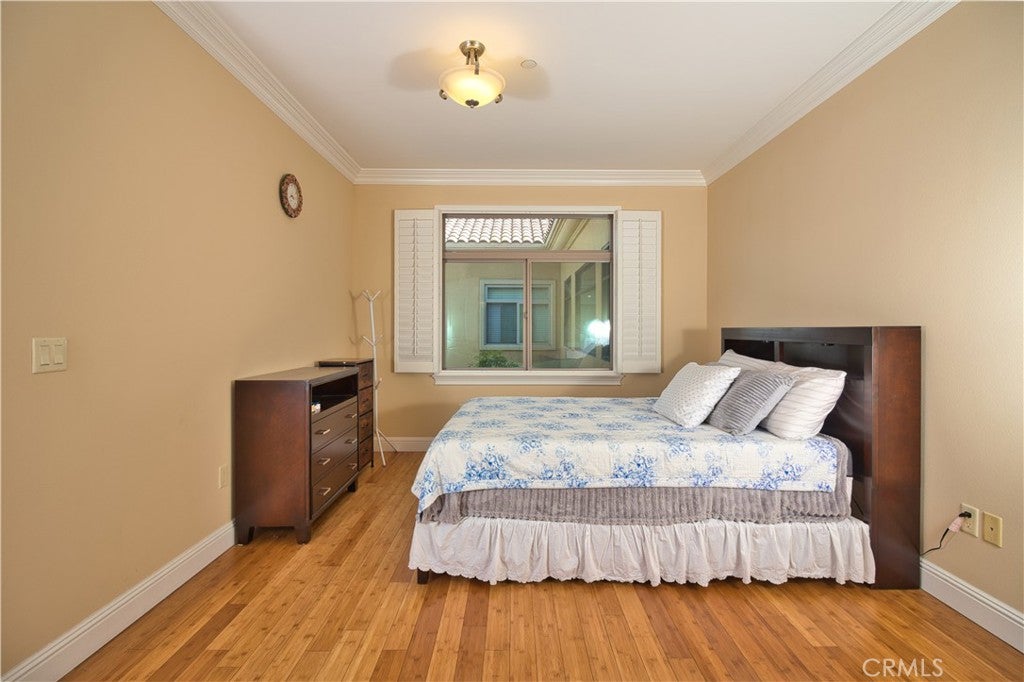 13798 Roswell Avenue B227