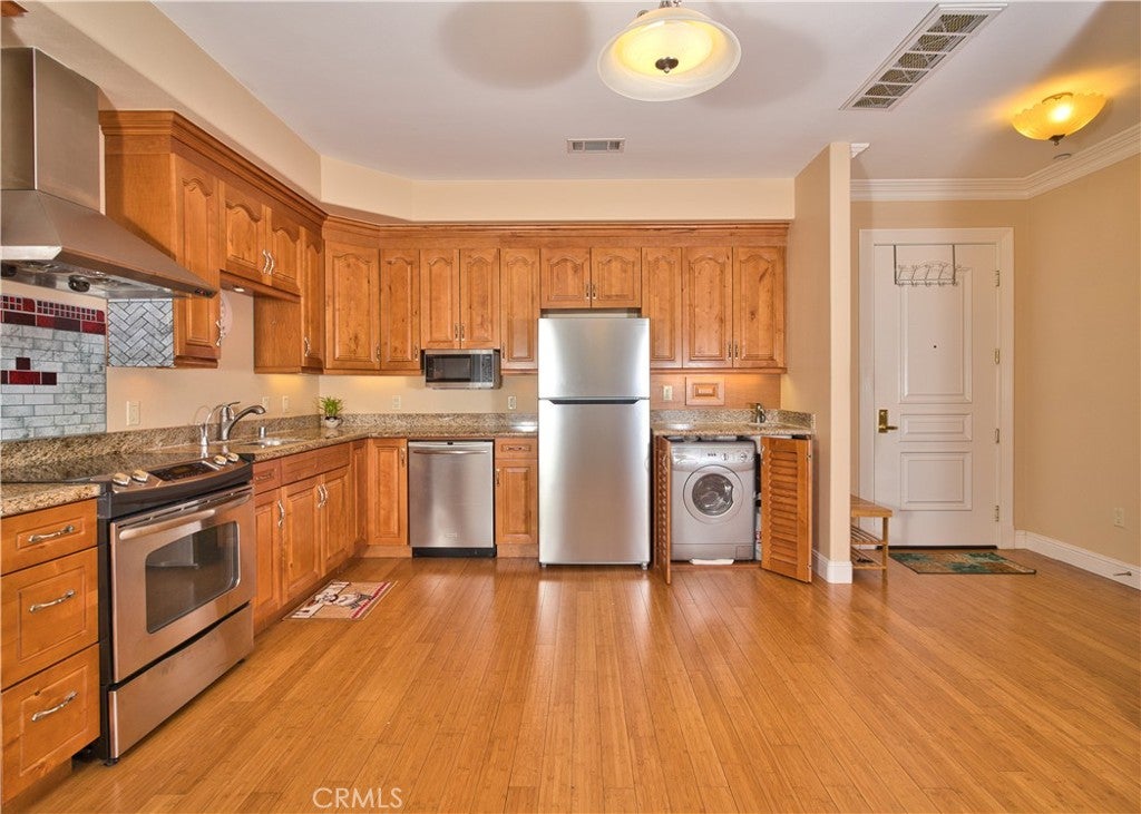 13798 Roswell Avenue B227, Chino CA 91710