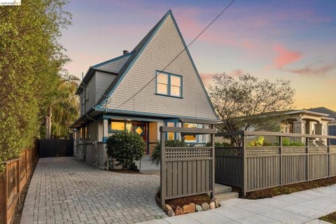 Photo of 915 63Rd St ST, Oakland, CA 94608 (MLS # 41148384)