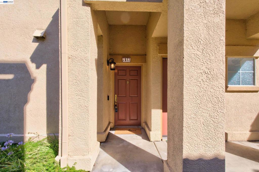 7672 Tuscany Dr