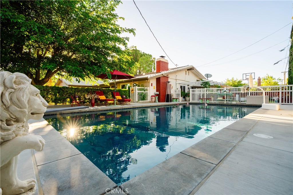 2606 W Avenue J14