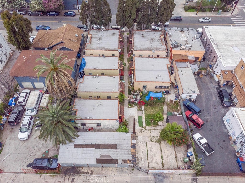 2626 Idell Street